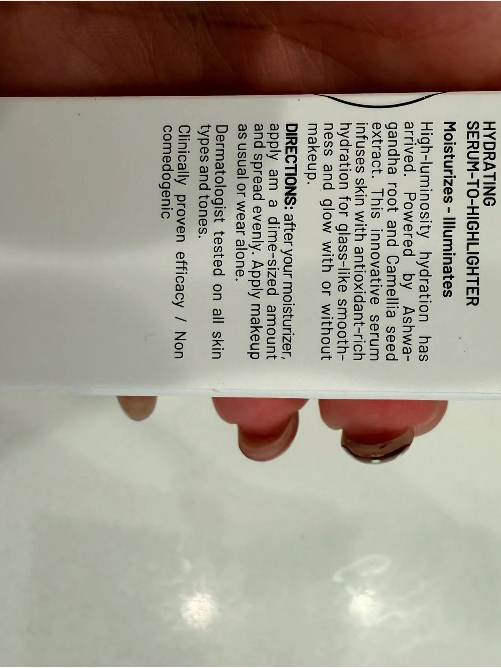Hydrating Serum-to-Highlighter – White